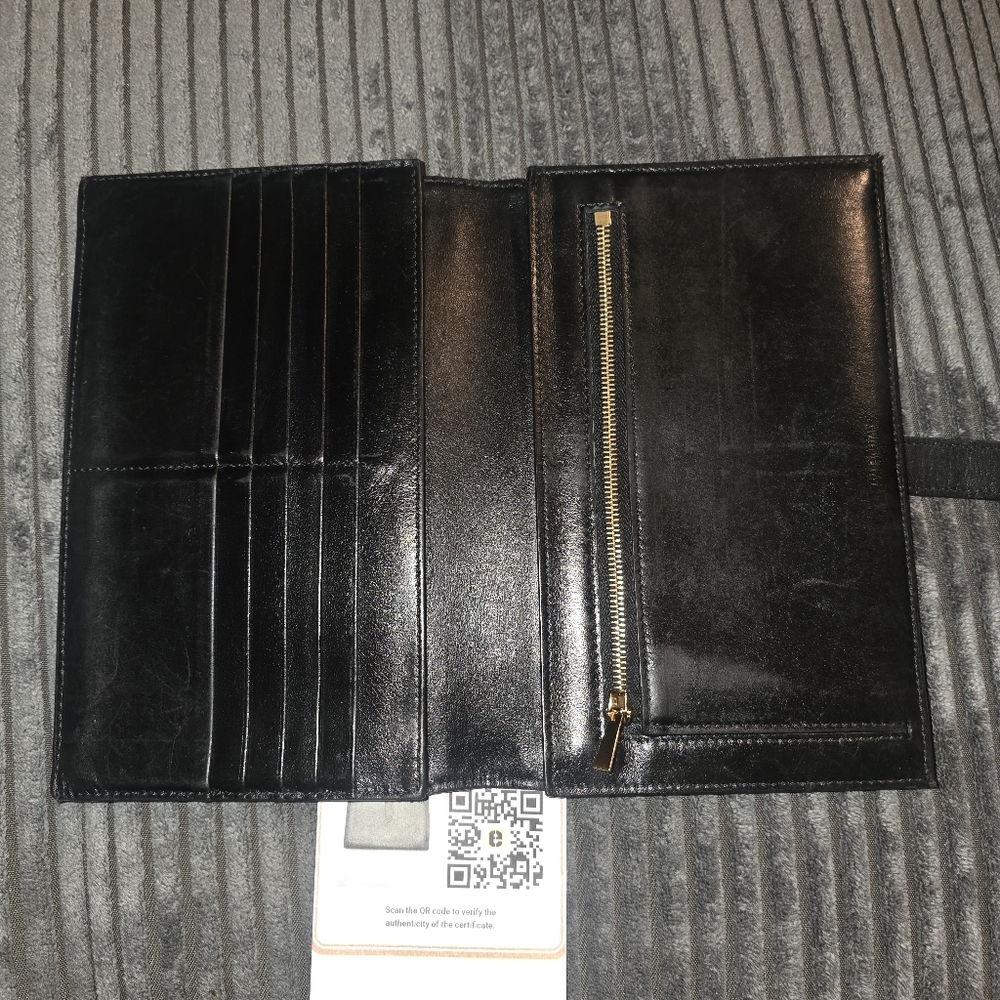 Celine Large Strap Wallet in black grained calfskin leather - Picture 2 of 4